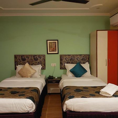 Tara Guest House Varanasi Exterior photo