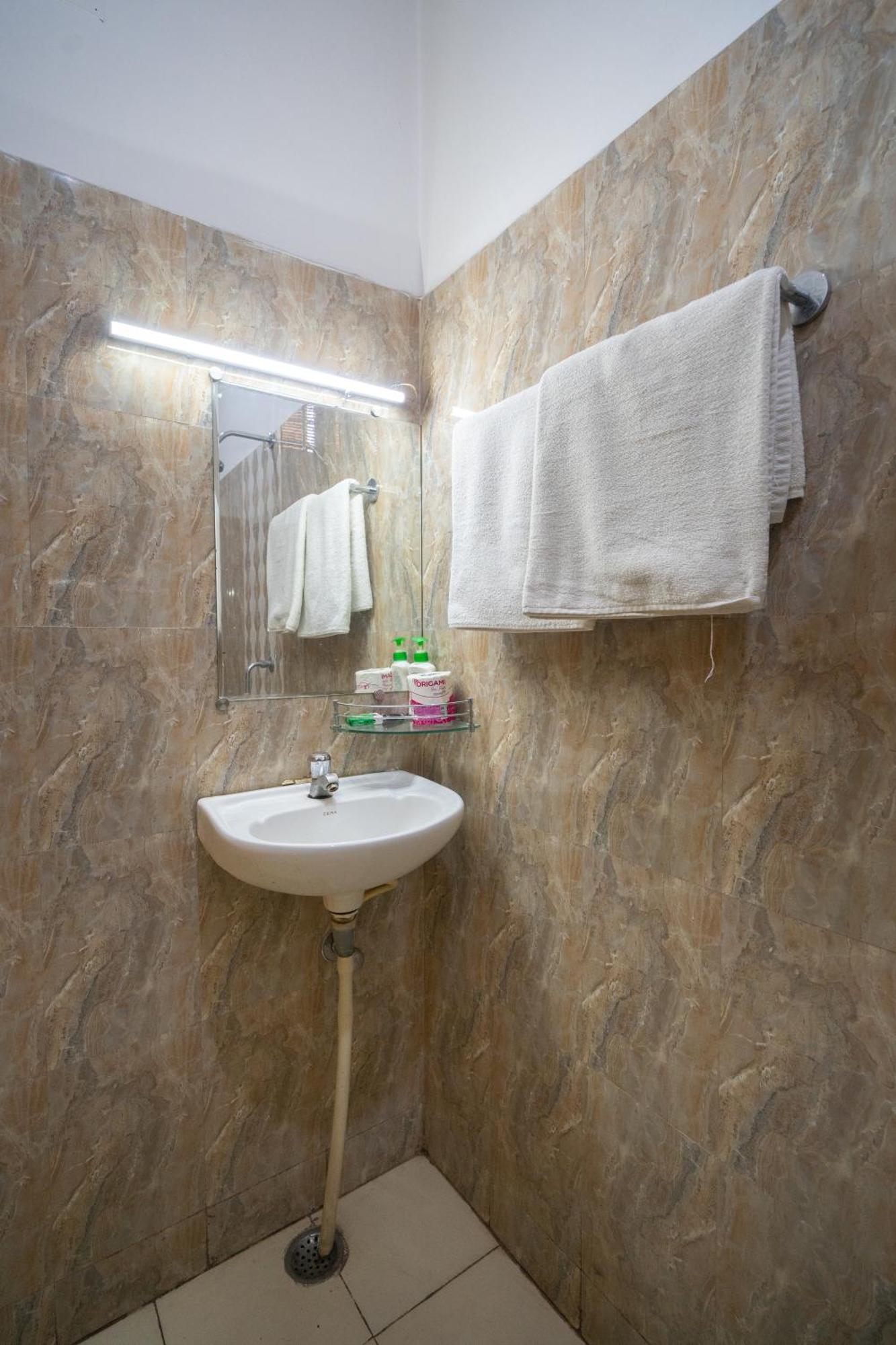 Tara Guest House Varanasi Exterior photo