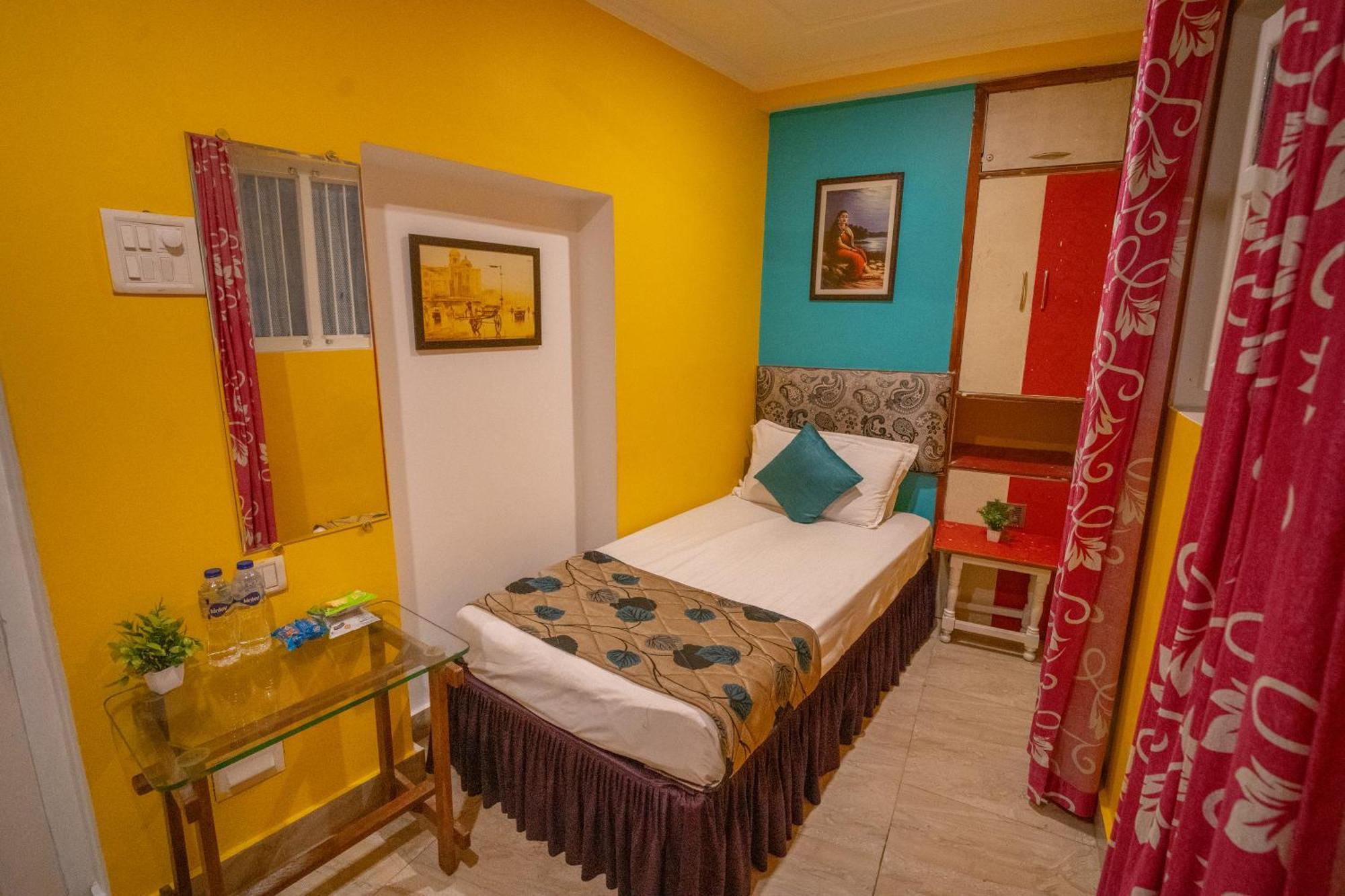 Tara Guest House Varanasi Exterior photo