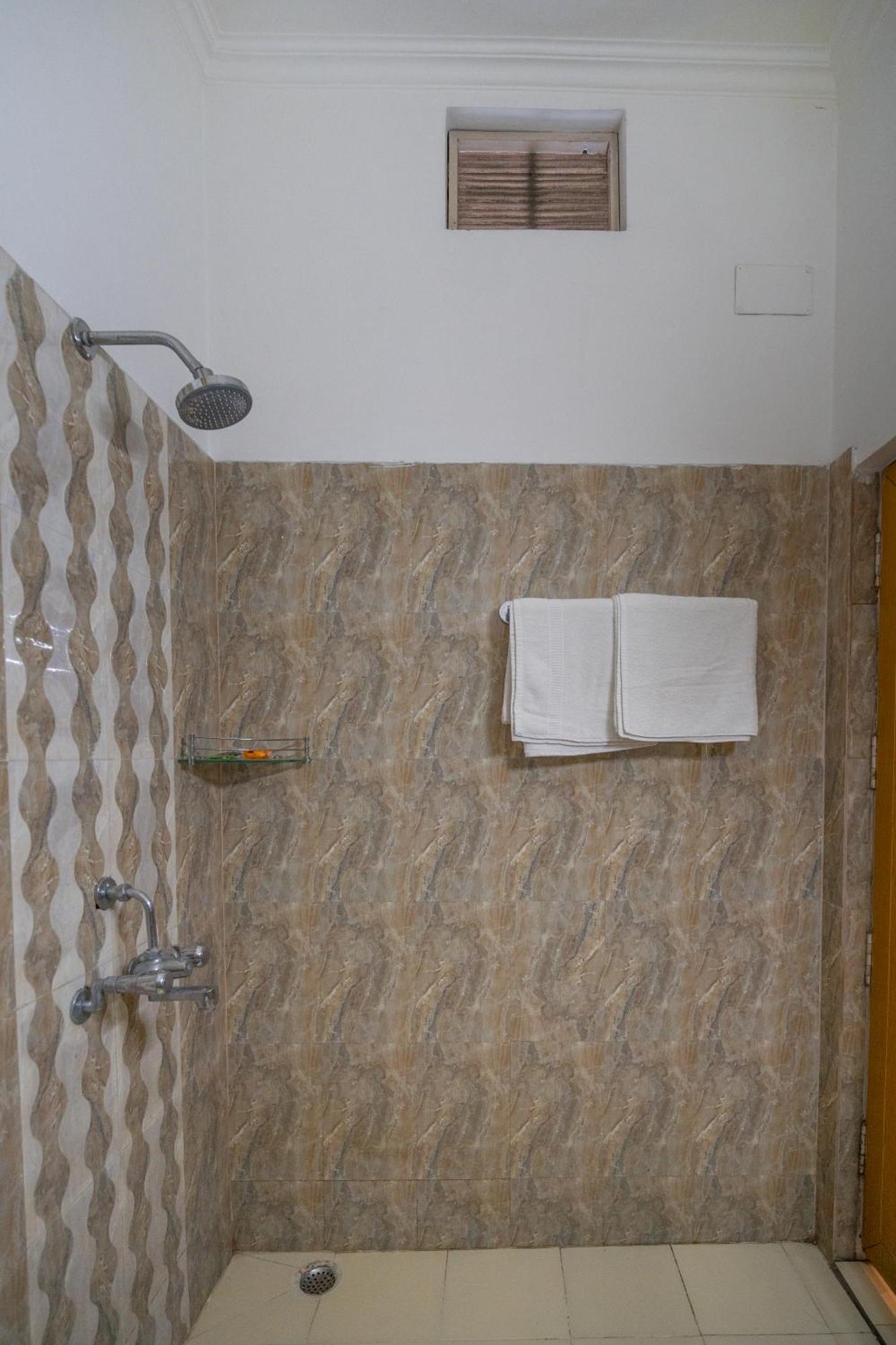 Tara Guest House Varanasi Exterior photo