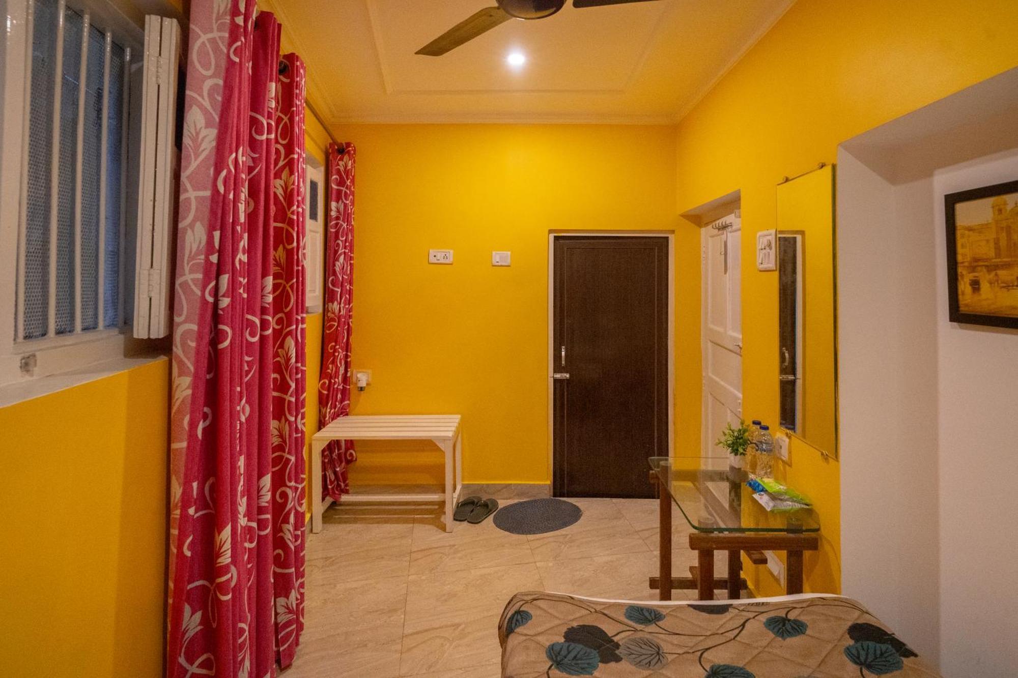 Tara Guest House Varanasi Exterior photo