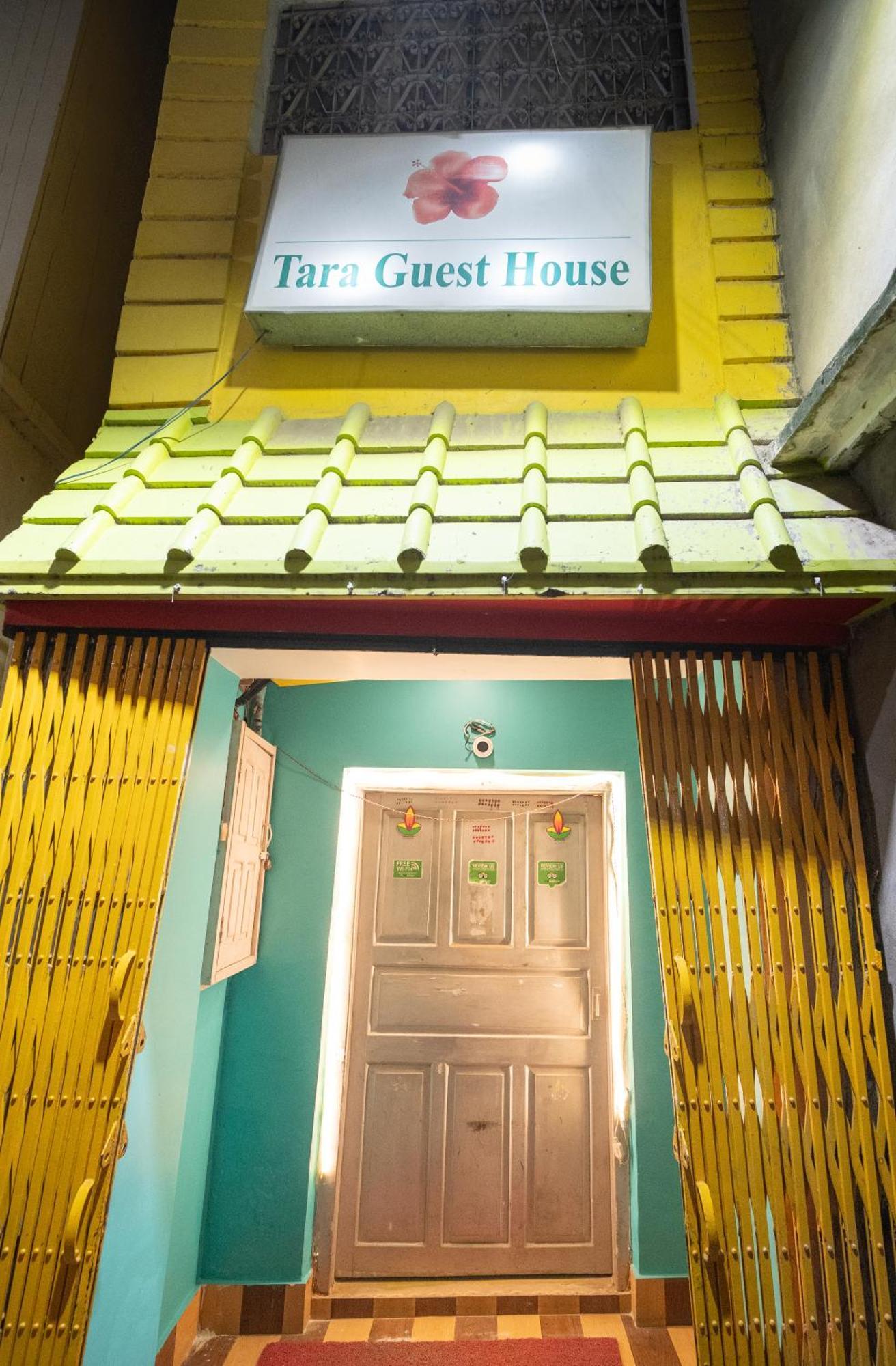 Tara Guest House Varanasi Exterior photo