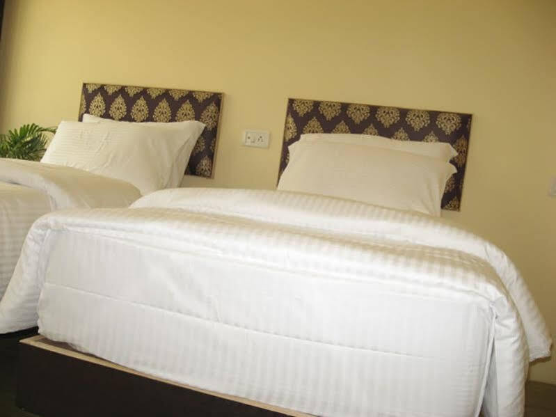 Tara Guest House Varanasi Exterior photo