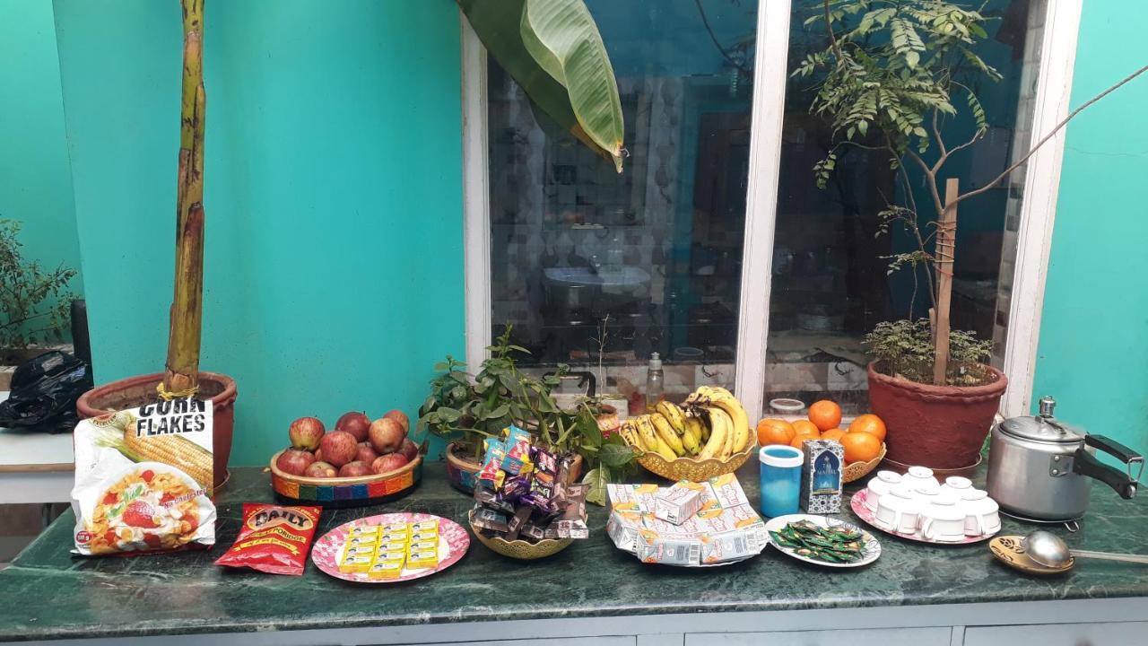 Tara Guest House Varanasi Exterior photo