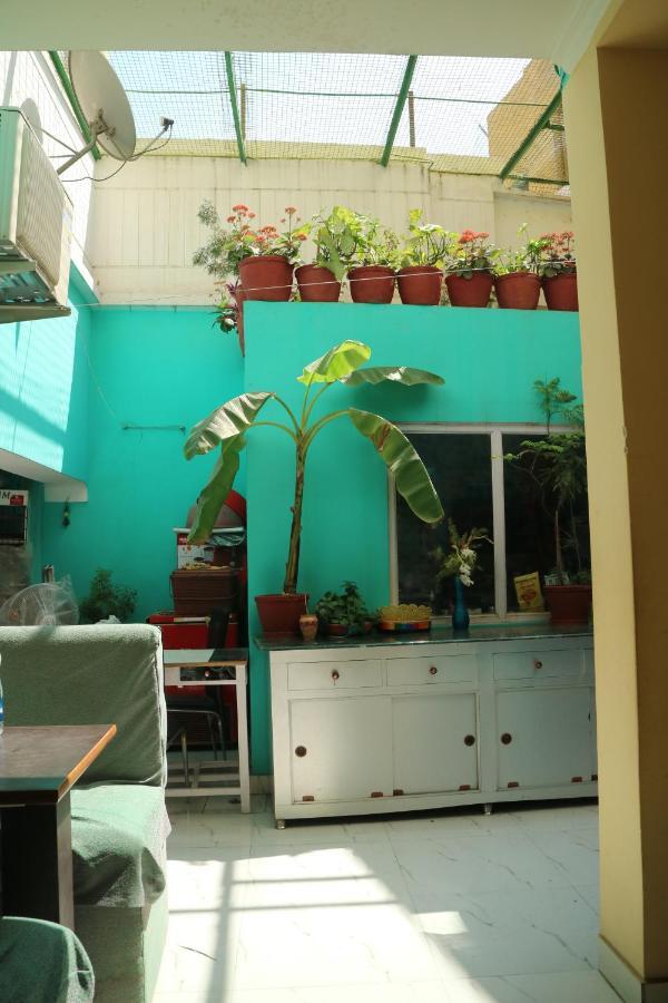 Tara Guest House Varanasi Exterior photo