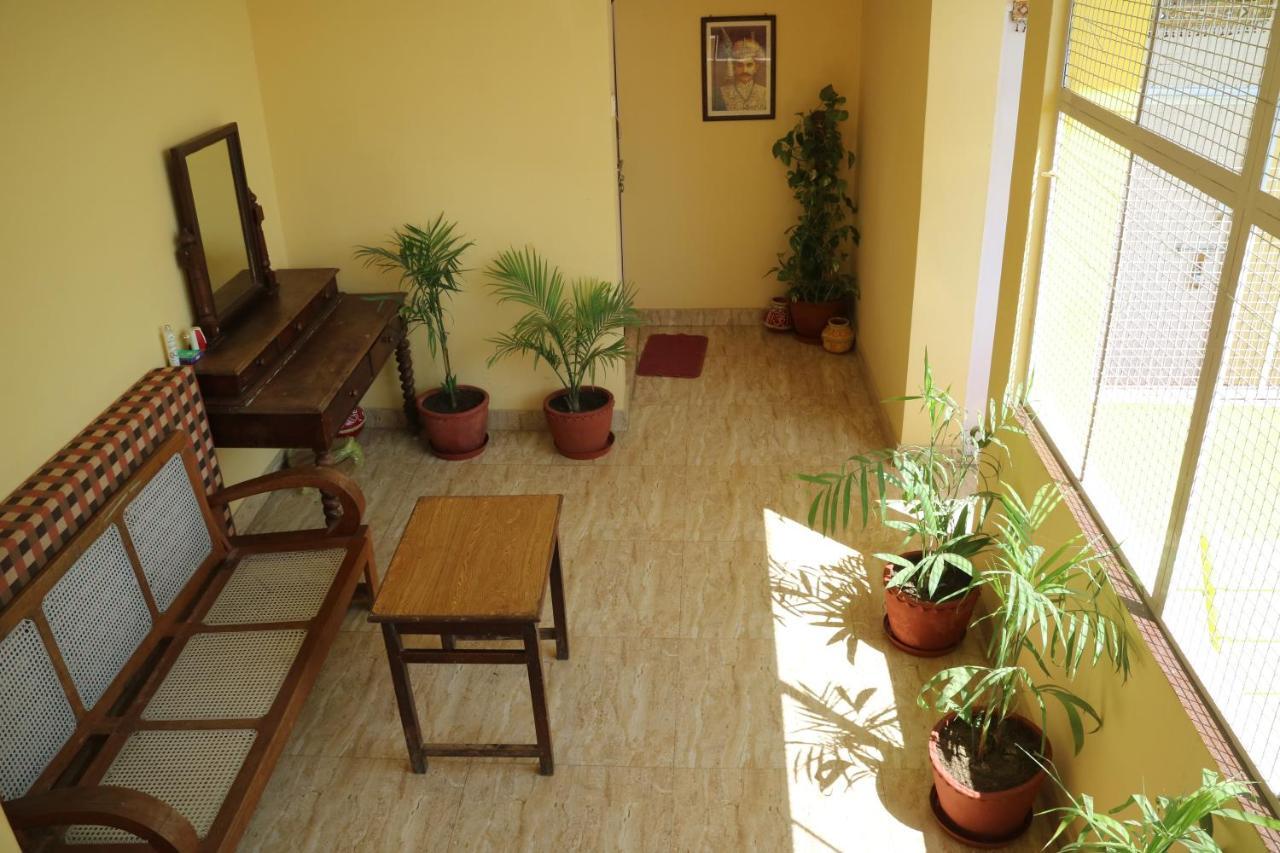 Tara Guest House Varanasi Exterior photo