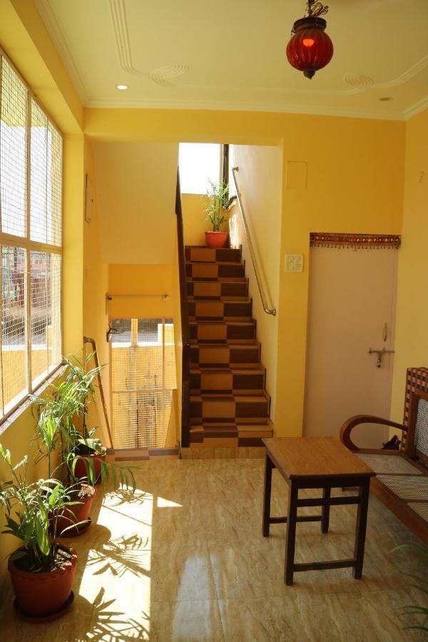 Tara Guest House Varanasi Exterior photo