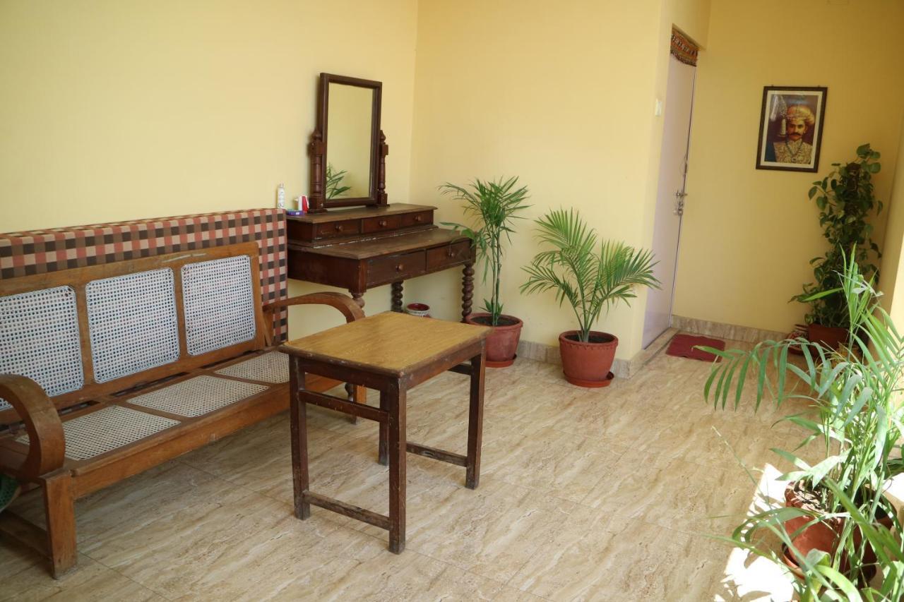 Tara Guest House Varanasi Exterior photo