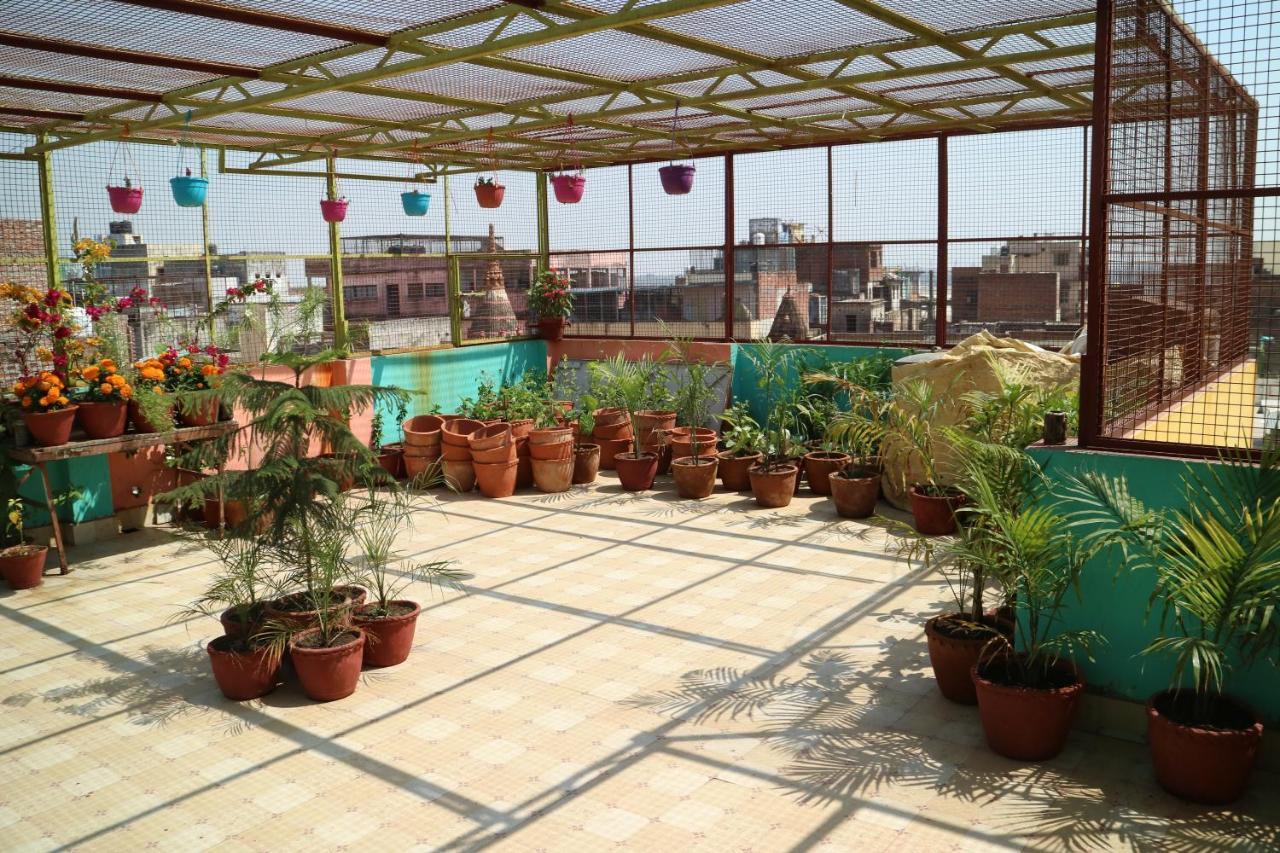 Tara Guest House Varanasi Exterior photo